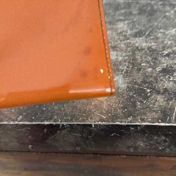Kenneth Cole Caramel Patent Leather Wallet - Picture 6 of 7